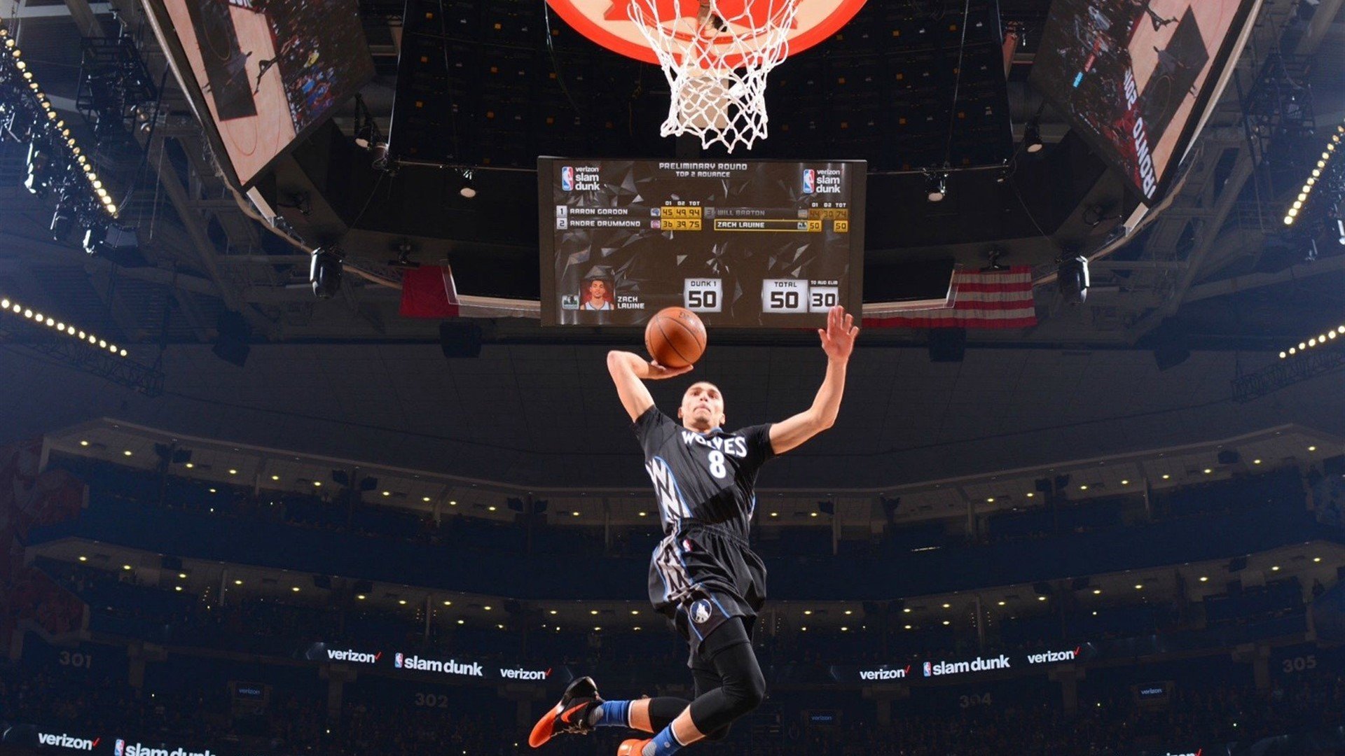 今夜足篮网三界大乱，尤文图斯备战NBA，费德勒空降曼联，法兰克福体检惊呆球迷
